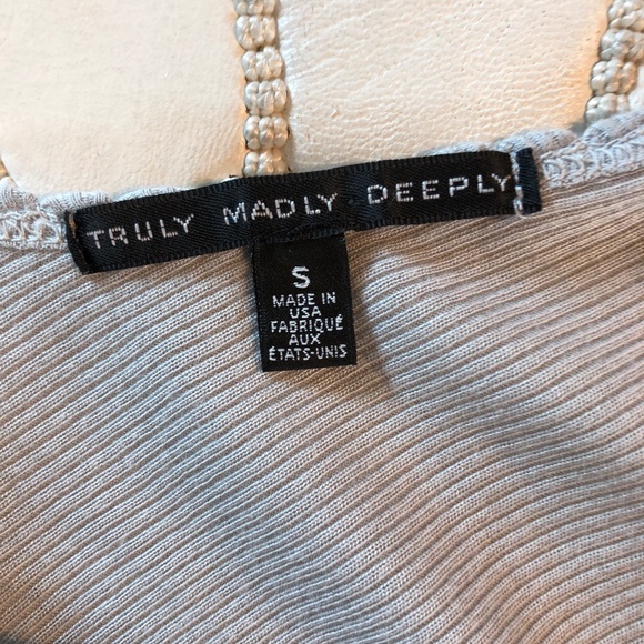 TRULY MADLY DEEPLY LITE GREY CROP - Picture 5 of 5